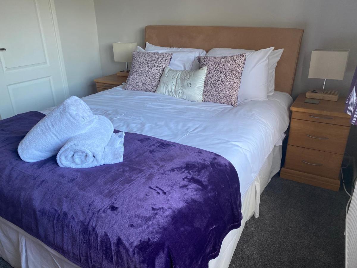 Holiday home Riverside 4 Bedroom House Staines Wraysbury