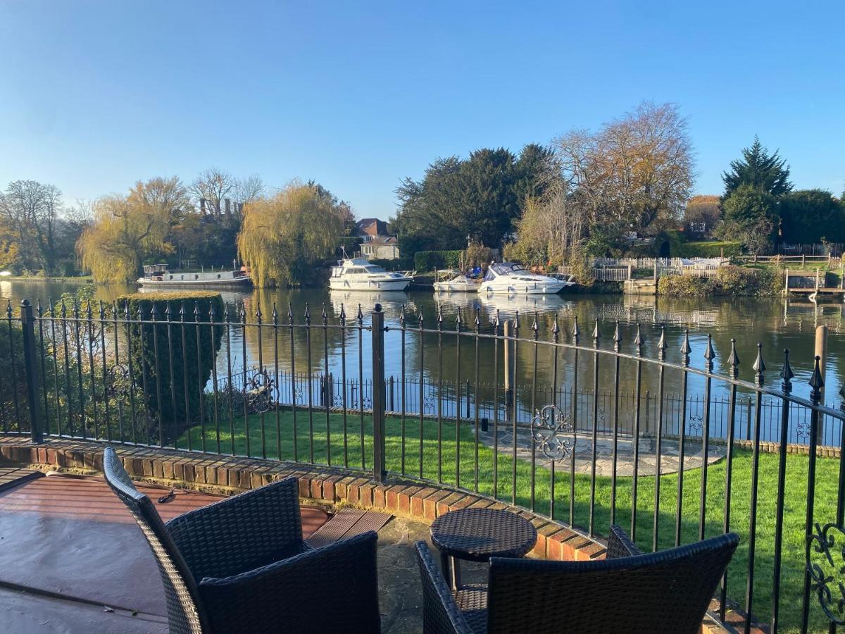 Holiday home Riverside 4 Bedroom House Staines *