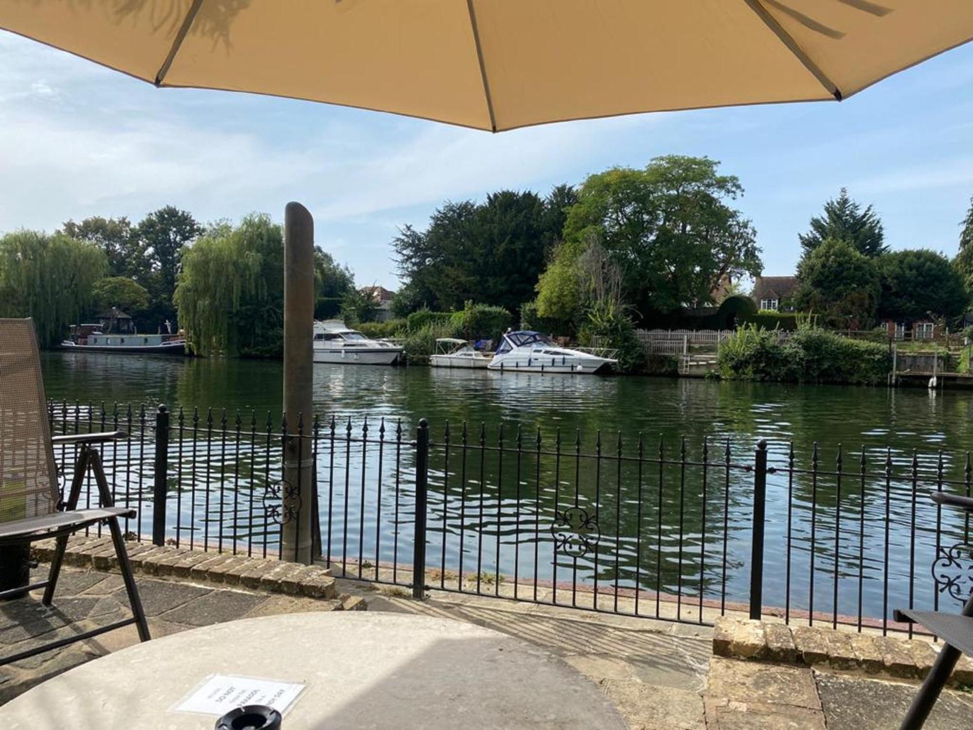 Holiday home Riverside 4 Bedroom House Staines